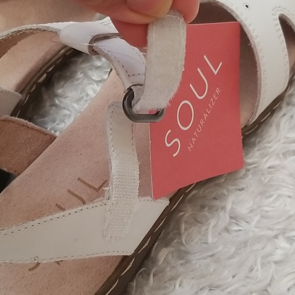 NWT Leather Arch Support Lightweight  Sandal - Picture 3 of 9